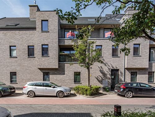                                         Duplex à vendre à Sint-Niklaas, € 355.000
