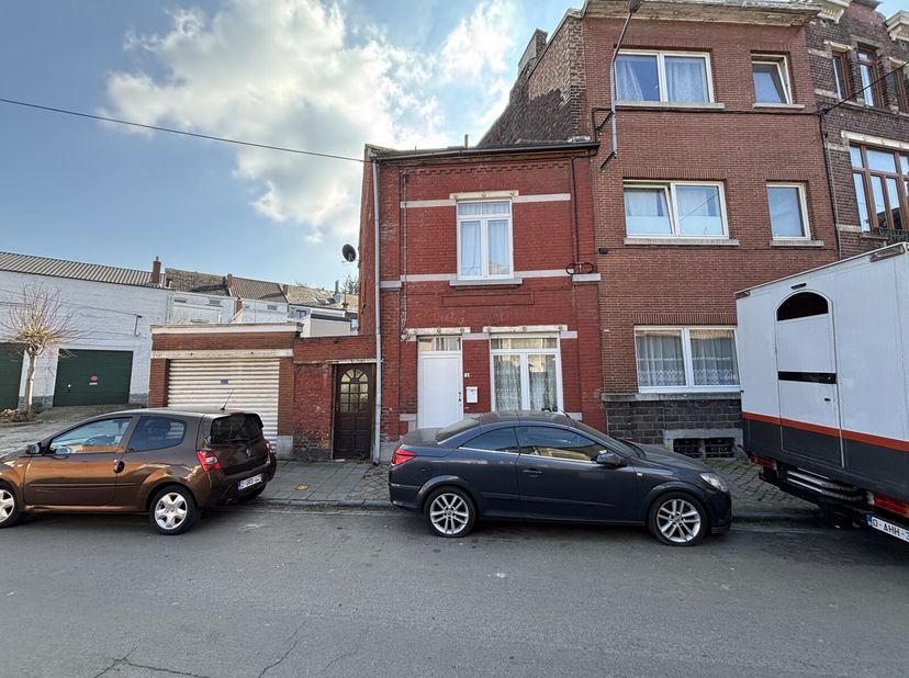 Huis te koop
                    in 6000 Charleroi