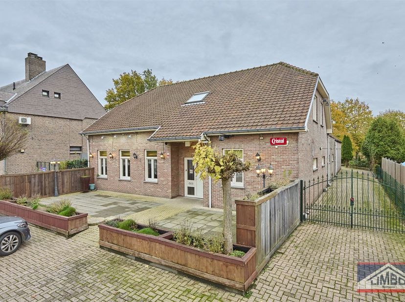 Bent u gedreven en op zoek naar een mooie locatie en nieuwe uitdaging? Wel, dan is dit handelspand (horeca) misschien wel iets voor u!&lt;br /&gt;
&lt;br /&gt;
Di