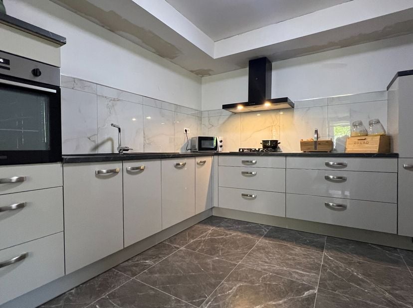 Gerenoveerde woning in Lanklaar, Dilsen-Stokkem&lt;br /&gt;
Deze gerenoveerde woning bevindt zich in een rustige woonwijk te Lanklaar, een deelgemeente van