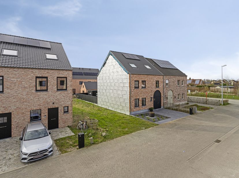 Terrain (224 m²) idéalement situé le long de la Poortstraat (lot 79 du lotissement «Spermalieweg II») près de Stationsstraat/Spermalieweg/Rozendalestr