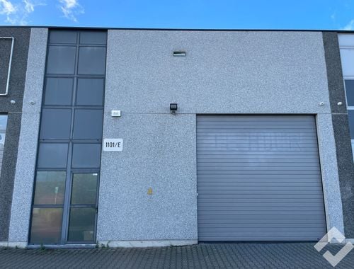                                         Bâtiment d’entreprise à louer à Dessel, € 1.400
