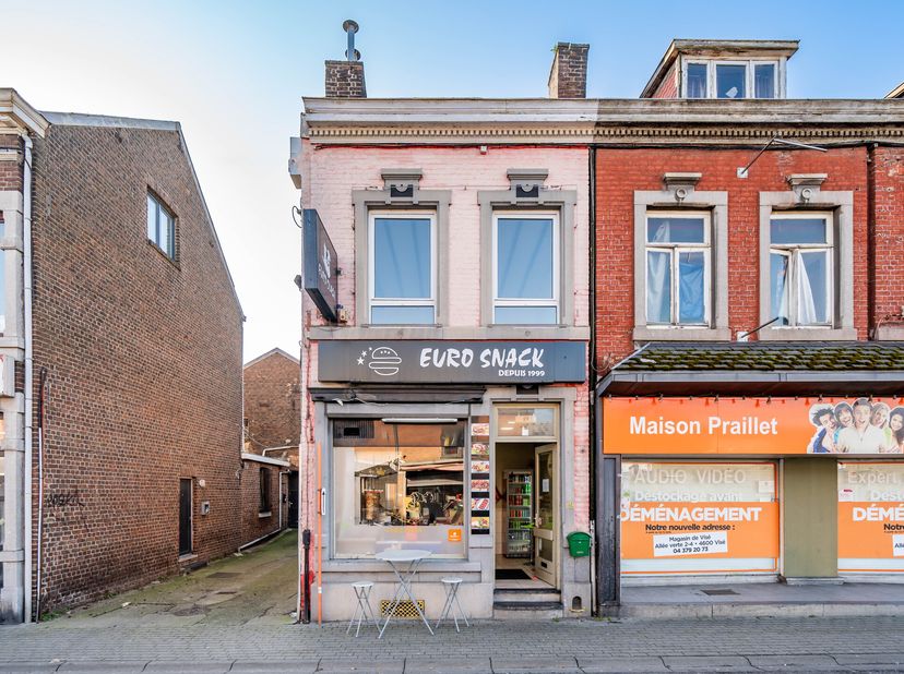 Maison de commerce et d&#039;habitation 1 chambre avec jardin située dans le centre de HERSTAL.&lt;br /&gt;
Le rez de chaussée d&#039;une superficie de 88 m² est comp