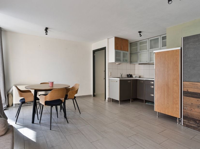 Dit leuke appartement bevindt zich in de recente residentie &#039;Mary Luz&#039; te Nieuwpoort-Bad.&lt;br /&gt;
Door deze absolute topligging hoeft u geen straat over