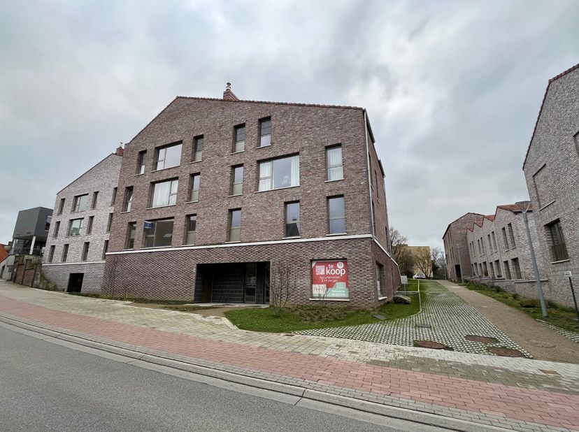 Bedrijfsvastgoed te koop
                    in 9890 Gavere