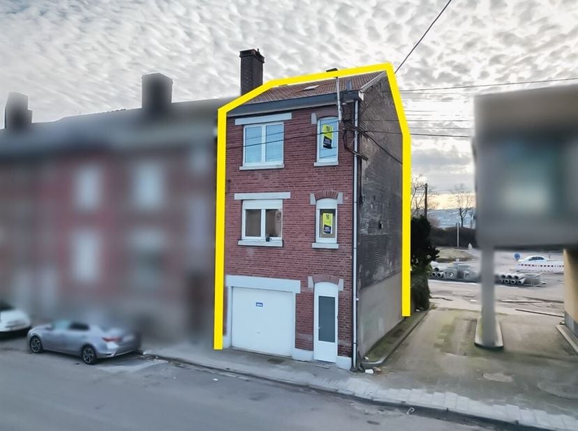 Maison bel-étage 3 chambres - 210 m² habitables à vendre à Herstal&lt;br /&gt;
Laissez-vous séduire par cette MAISON BEL-ÉTAGE spacieuse et lumineuse, prése