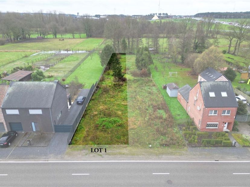 Terrain à vendre
                    à 3560 Lummen