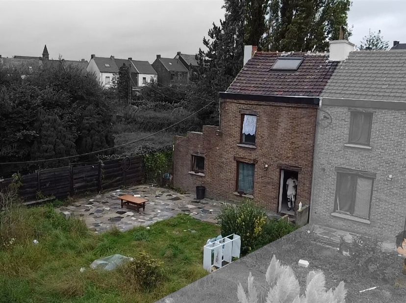 Charmante maison à petit prix&lt;br /&gt;
Idéal pour un premier achat ou un investissement, cette maison cosy de plus de 100m² saura vous séduire par ses es