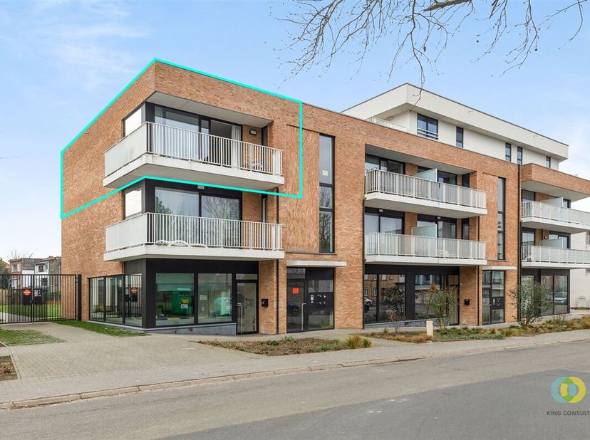 ** SOUS OPTION ** Construit en 2020, cet appartement récent offre une solution de vie moderne et économe en énergie. Situé à Strombeek, vous bénéficie