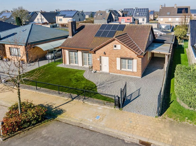 Maison à vendre
                    à 2940 Hoevenen