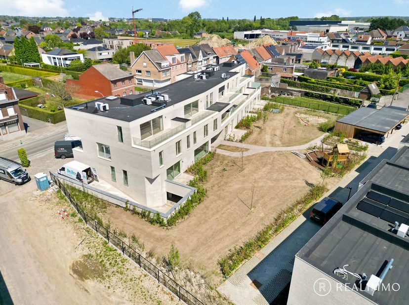 Aankoop 6% BTW mogelijk!&lt;br /&gt;
&lt;br /&gt;
Ontdek dit fantastisch 2-slaapkamerappartement (2de verdieping) van 105m² en twee ruime terrassen van maar liefs