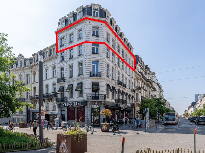 Appartement spacieux 2 chambres avec vue unique au cœur de Bruxelles&lt;br /&gt;
&lt;br /&gt;
Bruxelles centre / Fontainas / Anspach / Ville historique&lt;br /&gt;
&lt;br