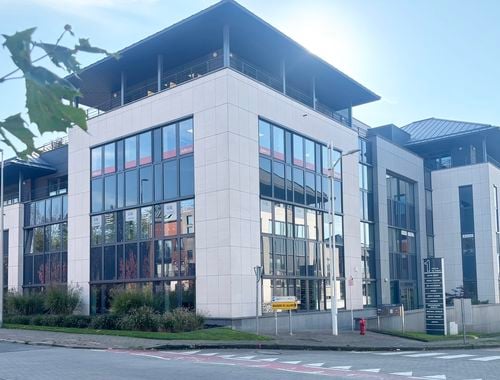                                         Bureaux à louer à Braine-l'Alleud, € 3.265

