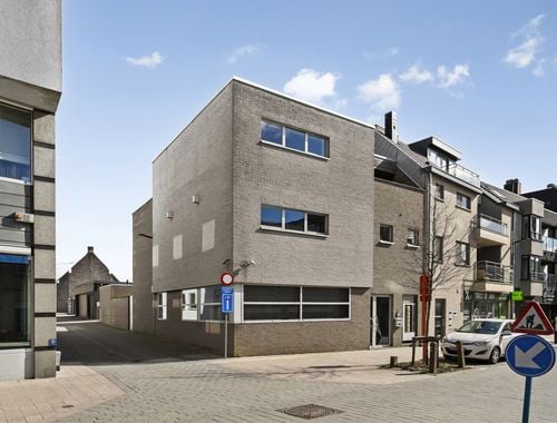                                         Usage mixte à vendre à Aalter, € 830.000
