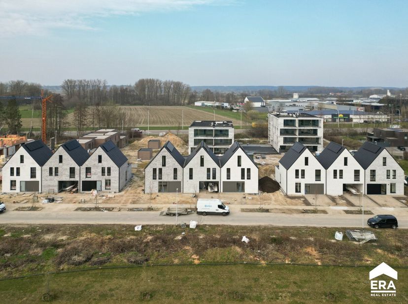 [[ CE BIEN PARTICIPE À LA JOURNÉE MAISONS OUVERTES ERA LE 14/6 DE 13:00 À 14:00 ]]&lt;br /&gt;
Ce bien participe à la Journée Maisons Ouvertes ERA. Visitabl