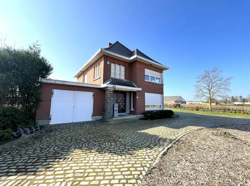 Maison à louer
                    à 2235 Westmeerbeek