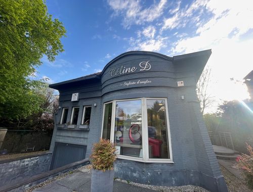                                         Bâtiment commercial à vendre à Uccle, € 120.000
