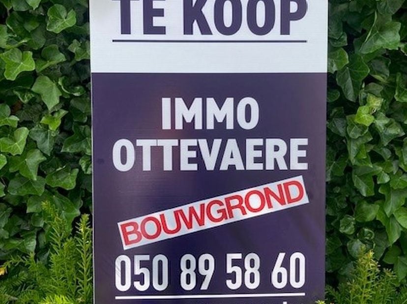 Terrain à vendre
                    à 8530 Harelbeke