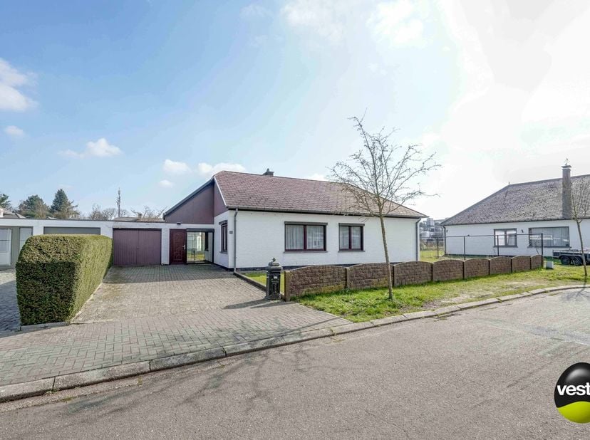 GELIJKVLOERSE WONING IN RUSTIGE BUURT TE DRIEHOEVEN&lt;br /&gt;
&lt;br /&gt;
Deze gelijkvloerse woning treffen we aan langs de zeer rustige Boterbloemstraat, een