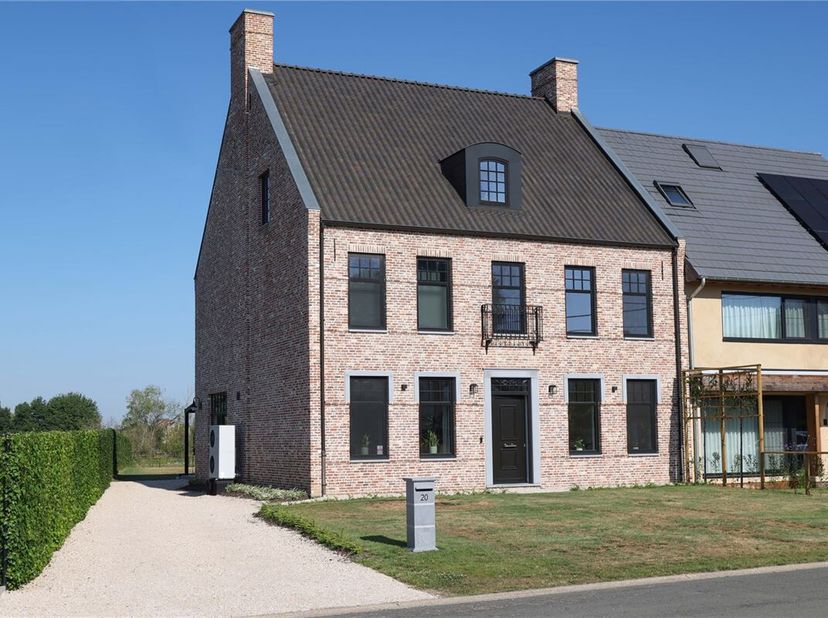 Maison à vendre
                    à 3510 Kermt