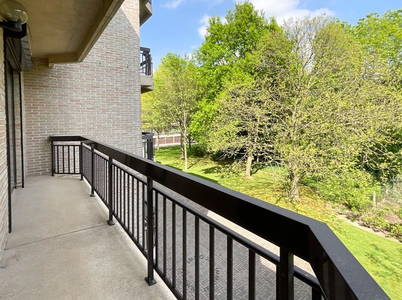 Op zoek naar een ruim appartement in een rustige omgeving, vlakbij het centrum van Beveren?&lt;br /&gt;
&lt;br /&gt;
Dit lichtrijke appartement met een bewoonbare