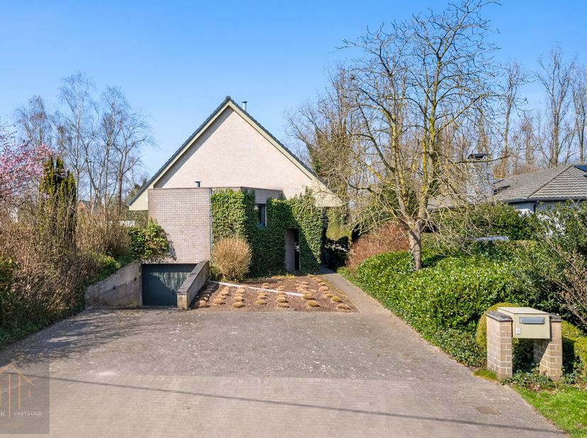 Maison à vendre
                    à 9070 Heusden