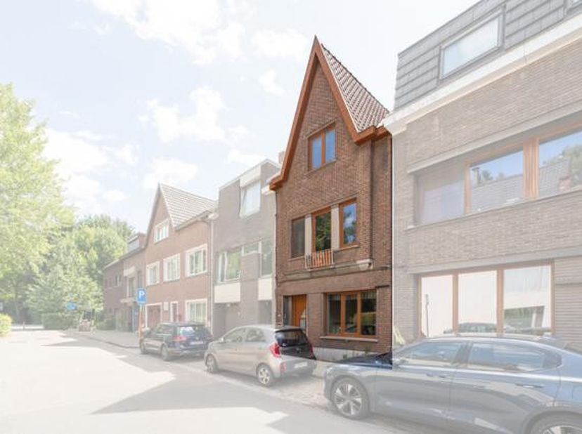 Bezoek aanvragen vanaf 1 augustus: Welkom in het hart van Sint-Amandsberg, waar een waar kinderparadijs direct aan je voordeur ligt: het betoverende,