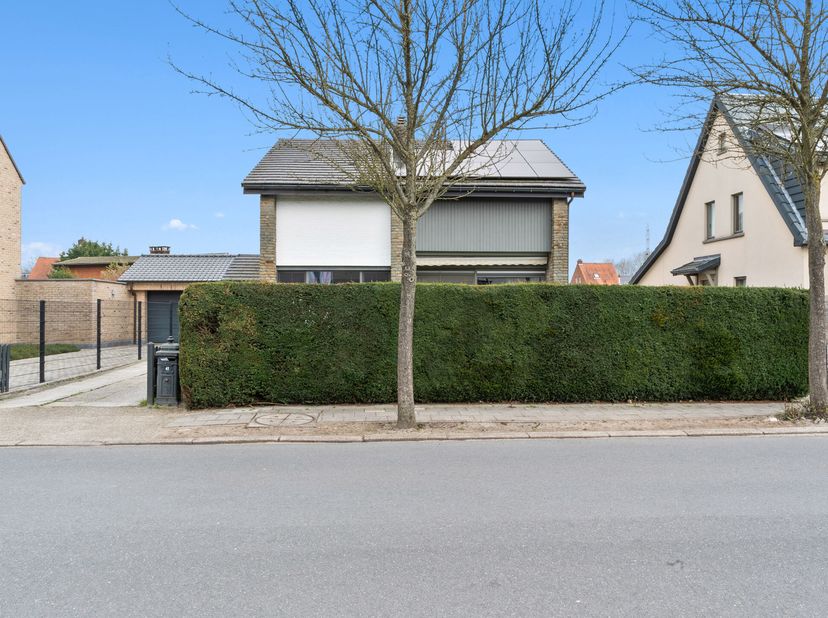 Maison à vendre
                    à 2400 Mol