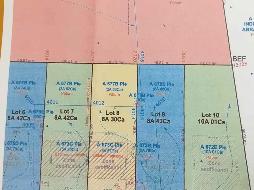 A Blaugies , à vendre Terrain à bâtir, superficie totale 8 ares 41 ca - largeur 16,81 m sur une profondeur de +/- 50 m . Les offres se prennent à part