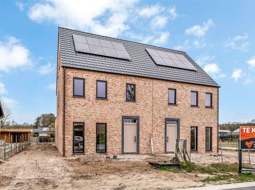 Maison à vendre
                    à 3580 Beringen