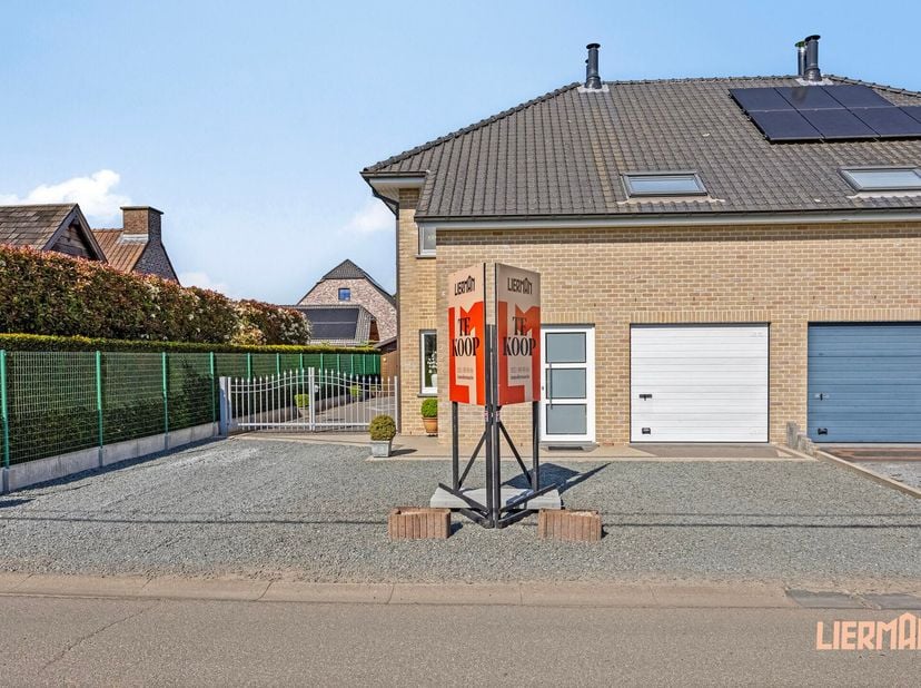 Maison à vendre
                    à 9550 Sint-Lievens-Esse