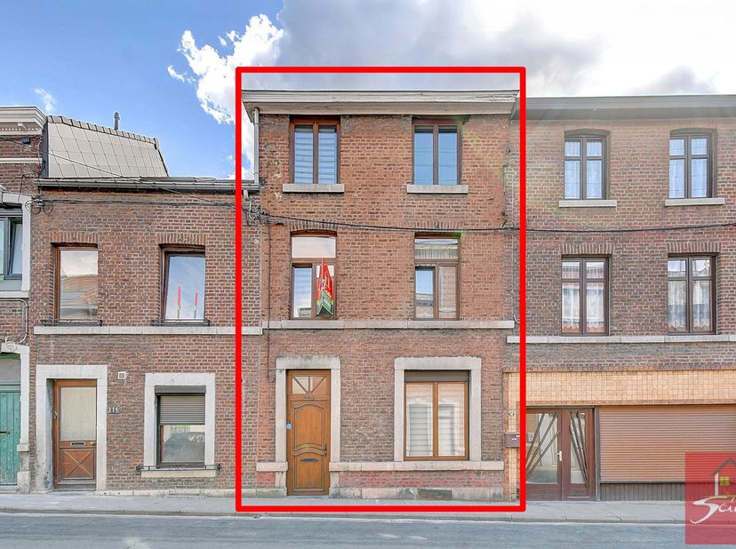 Visite virtuelle : https://my.matterport.com/show/?m=iGZNGcaTzdc - L&#039;immobilière Sciara à le plaisir de vous présenter cette spacieuse maison d&#039;habita