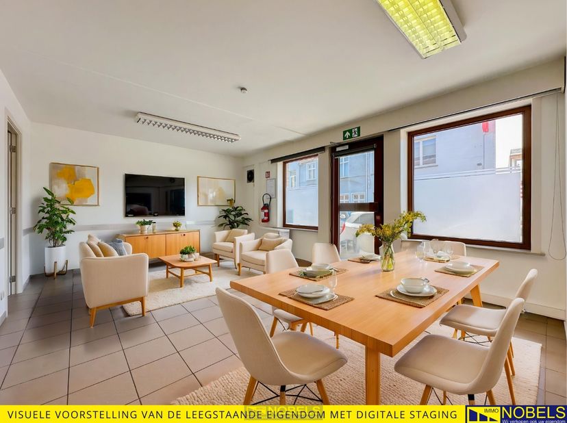 MOGELIJKHEID TOT OMVORMEN NAAR APPARTEMENT mits goedkeuring functiewijziging!&lt;br /&gt;
BETAALBARE HANDELSRUIMTE op een TOPLIGGING aan de STADSRAND met op