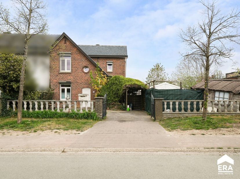 Maison à vendre
                    à 3600 Genk