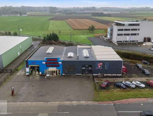                                         Magazijn zonder bureel te koop in Bornem, € 1.500.000
