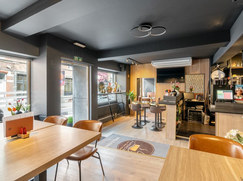 Bien professionnel à vendre
                    à 3740 Bilzen