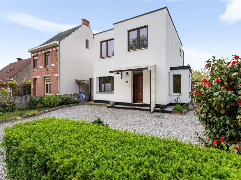 Openhuizendag zaterdag 10/05 van 12u30 - 13u30 &lt;br /&gt;
Op de Grote Steenweg 120 in Kessel bevindt zich deze deels afgewerkte woning met zuidgerichte tu