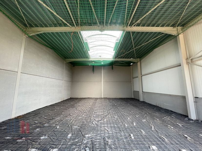 Deze nieuwe KMO-unit van +/- 172 m² maakt deel uit van het nieuwbouw state-of-the-art bedrijvenpark &#039;&#039;MG PARK ARSELA&#039;&#039; bestaande uit 12 KMO-units. &lt;br