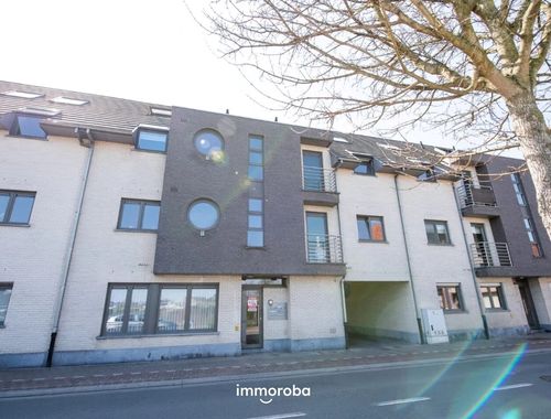                                         Penthouse à louer à Zulte, € 700
