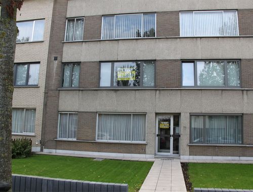                                         Appartement à louer à Edegem, € 775
