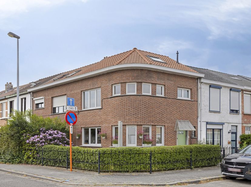 Voor meer info van deze woning of een gratis waardebepaling van je eigen woning: jordi.broes@homixx.be of 016/199.340&lt;br /&gt;
Voor meer tekst: www.homix