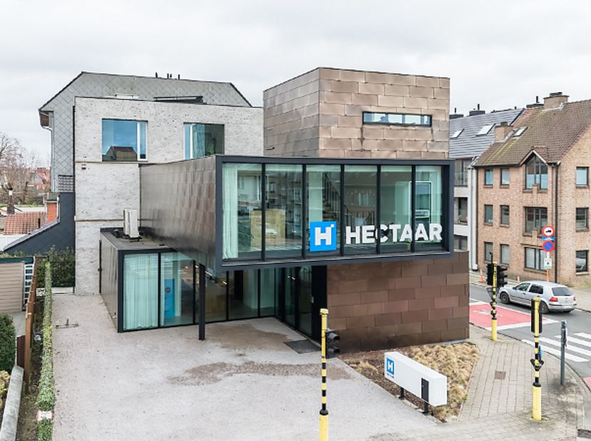 Bien professionnel à louer
                    à 8800 Roeselare