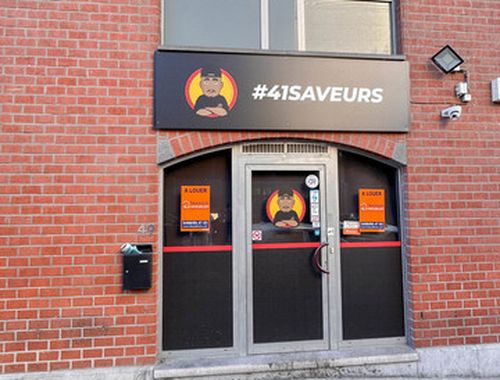                                         Commercieel Gebouw te huur in Charleroi, € 1.200
