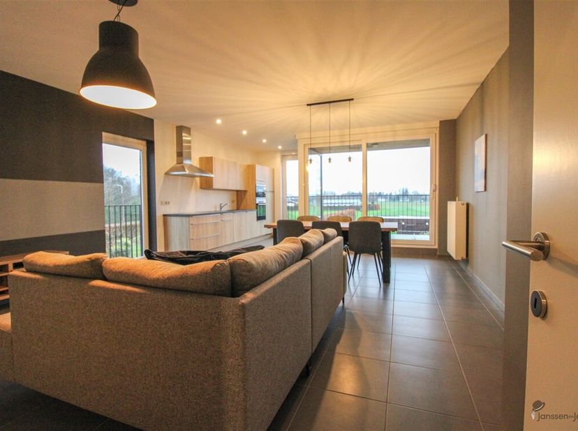 Appartement op 1e verd., 2 slpks, tuinberging, autostaanplaatsen&lt;br /&gt;
Dit ideale, instapklare appartement is gelegen op de eerste verdieping van een