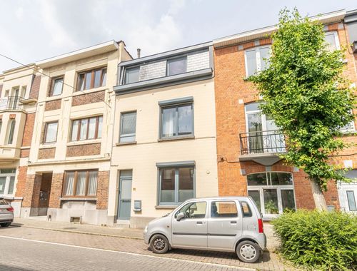                                         Maison à vendre à Woluwe-Saint-Lambert, € 620.000
