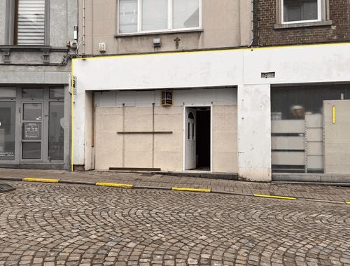                                         Commerce à vendre à Morlanwelz-Mariemont, € 112.000
