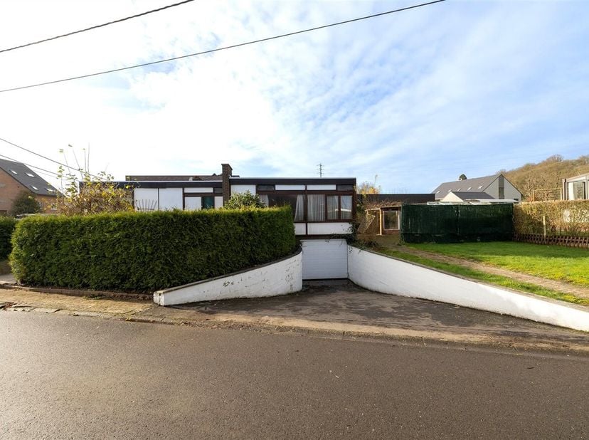 Te renoveren woning met 3 slaapkamers en tuin op een toplocatie in Diest!&lt;br /&gt;
Welkom in deze woning in het charmante Diest, een plek waar comfort en