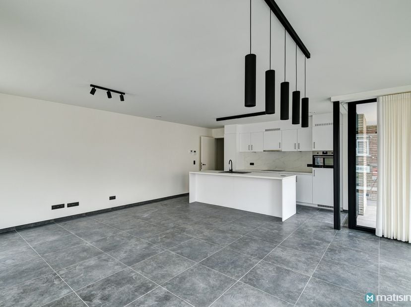ENERGIEZUINIG APPARTEMENT MET 2 SLAAPKAMERS EN PARKEERPLAATS IN HET CENTRUM VAN BILZEN&lt;br /&gt;
&lt;br /&gt;
Dit appartement is gelegen aan de Demerwal 31/16 t