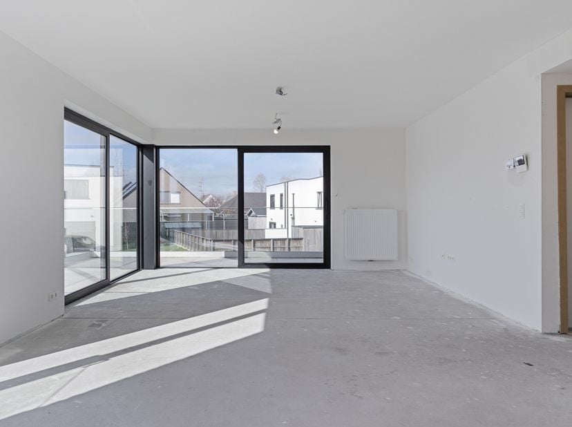 Dit appartement biedt een unieke kans om te wonen in een stijlvol en comfortabel nieuwbouwproject. De appartementen worden hoogwaardig afgewerkt met e