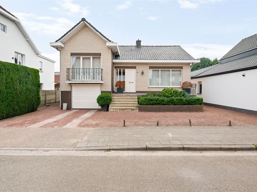Maison à vendre
                    à 2275 Gierle